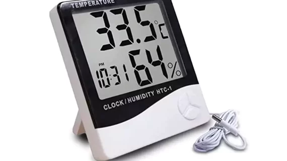 Humidity Thermometer with Clock